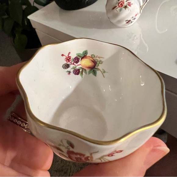 Vintage Coalport Individual Creamer and Open Sugar Bowl - Picture 13 of 13